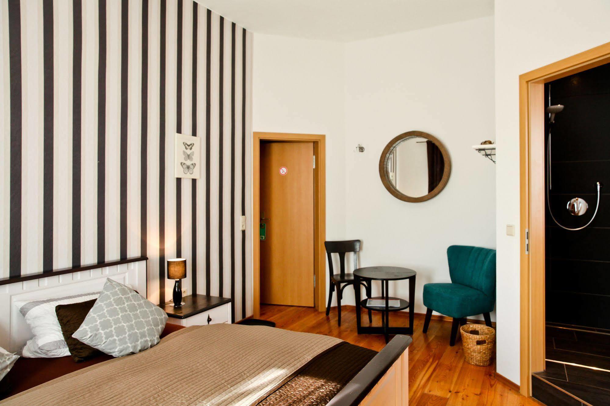 Pension & Ferienwohnung Oberhof 810 M Eksteriør billede